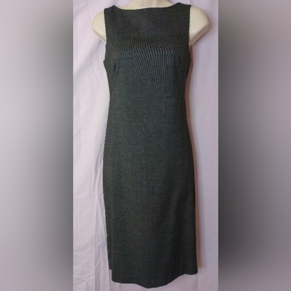 THEORY Classic Midi with princess seams Size 4